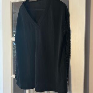 🛑sold 🛑Black V Neck Sweater - Fancy Sleeves - Lace